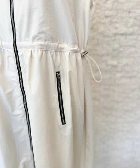 ドロストジップワンピース