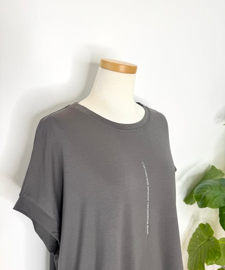 縦ロゴ フレンチTシャツ