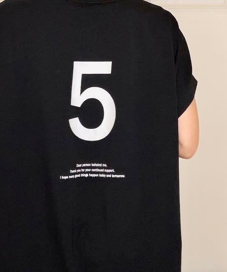 ナンバープリントTシャツ