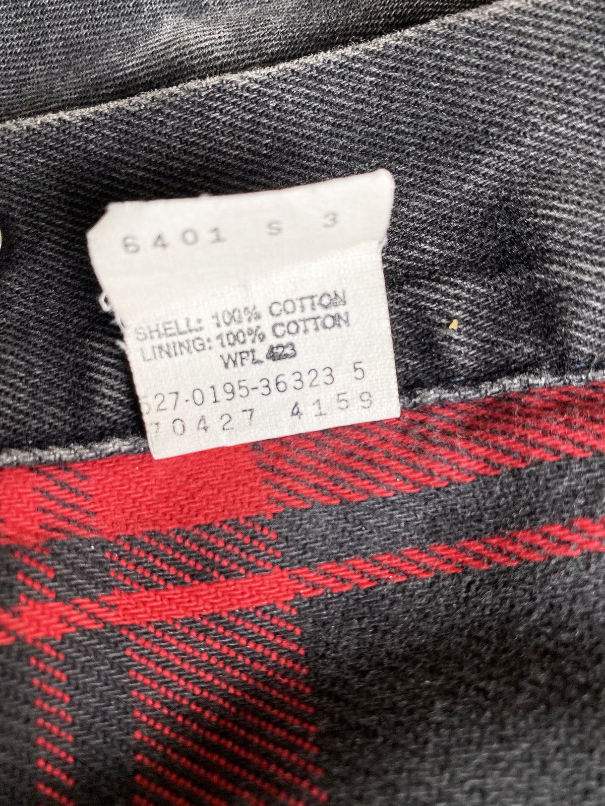 Levi's 70427 BLK Denim Trucker JKT Flannel Line Levi's 70427 BLK Denim Trucker JKT Flannel Line