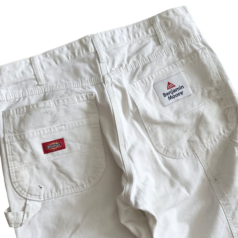 Benjamin Moore Carpenter Pt by Dickies | instan