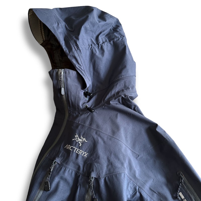 Theta AR Gore Tex XCR by Arc'teryx | instantboo Theta AR Gore Tex XCR by Arc'teryx | instantboo