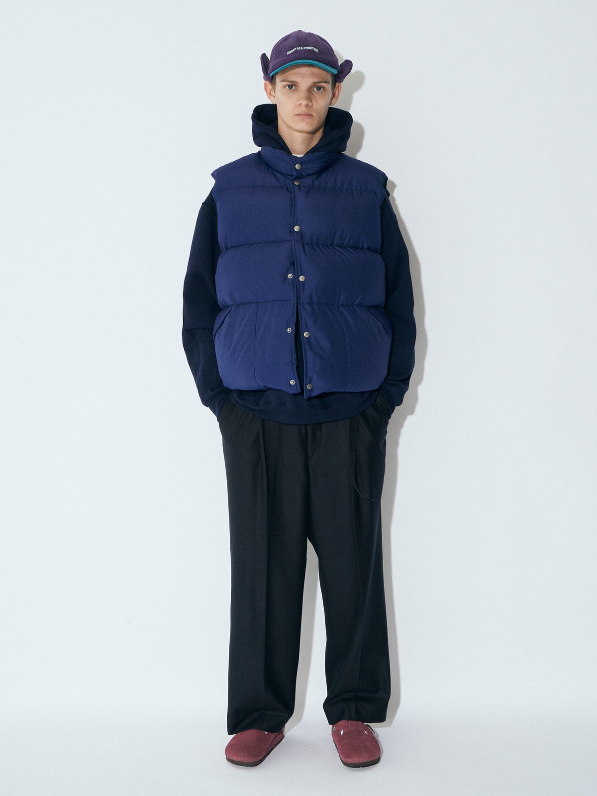 CLASSIC DOWN VEST - SEDAN ALL-PURPOSE - | insta