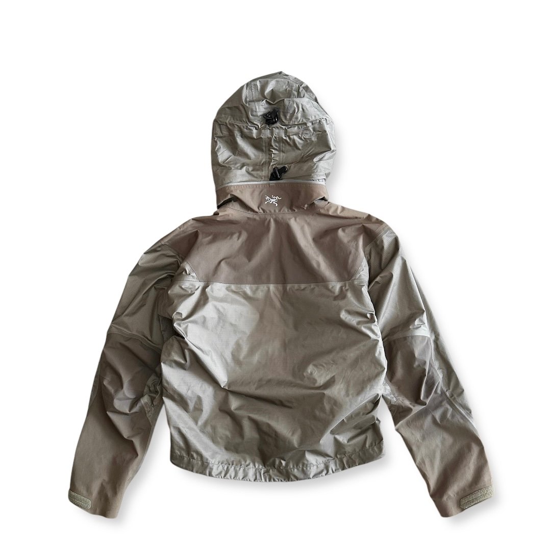 KAPPA SP by ARC'TERYX | instantbootleg store KAPPA SP by ARC'TERYX | instantbootleg store