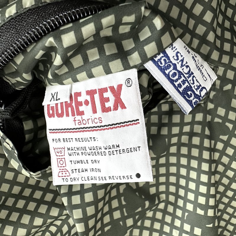 Reversible Gore-Tex Parka by LOG HOUSE DESIGNS