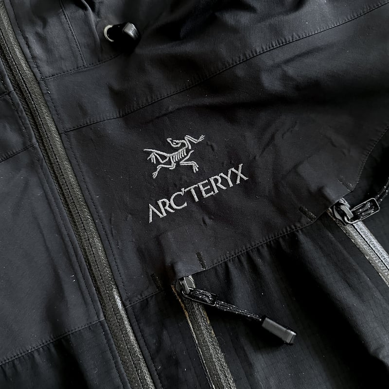 Theta AR Gore Tex XCR by Arc'teryx | instantboo