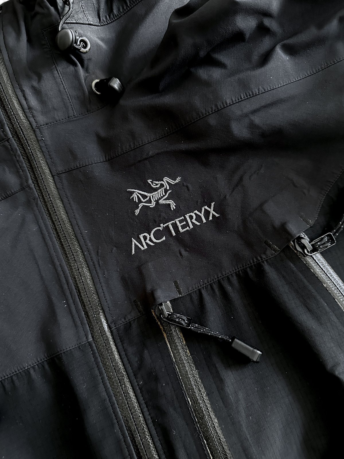 Theta AR Gore Tex XCR by Arc'teryx | instantboo Theta AR Gore Tex XCR by Arc'teryx | instantboo