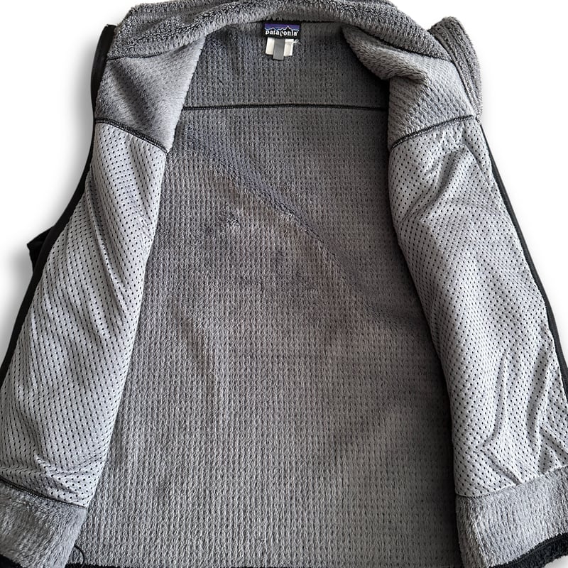 トップス Patagonia / regulator R4 fleece vest R4 Vest by Patagonia | instantbootleg store