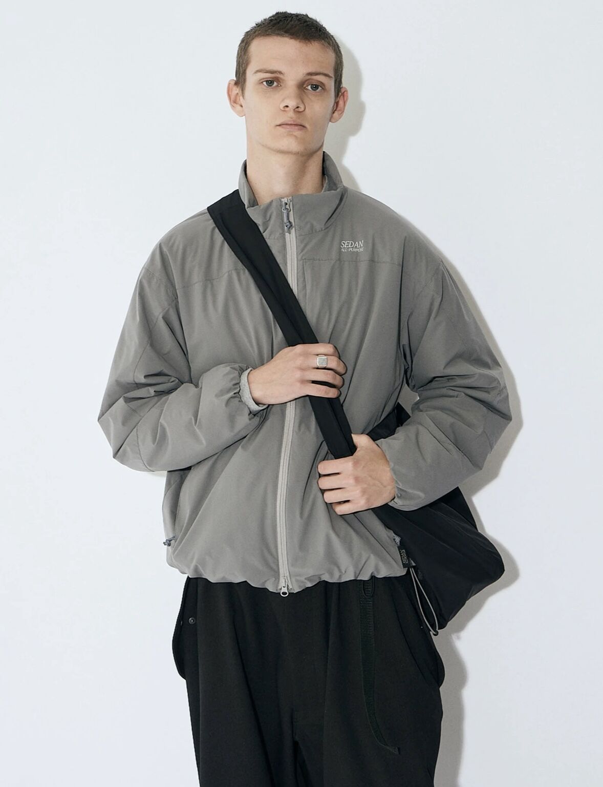 TECH SHOULDER BAG - SEDAN ALL-PURPOSE - | insta
