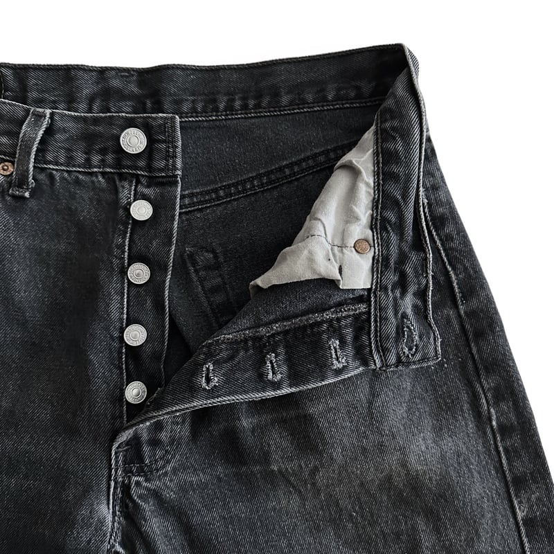 501 BLK Dameged by Levi's | instantbootleg store