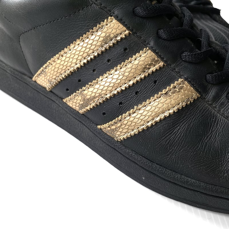 Adidas superstar w gold cheap