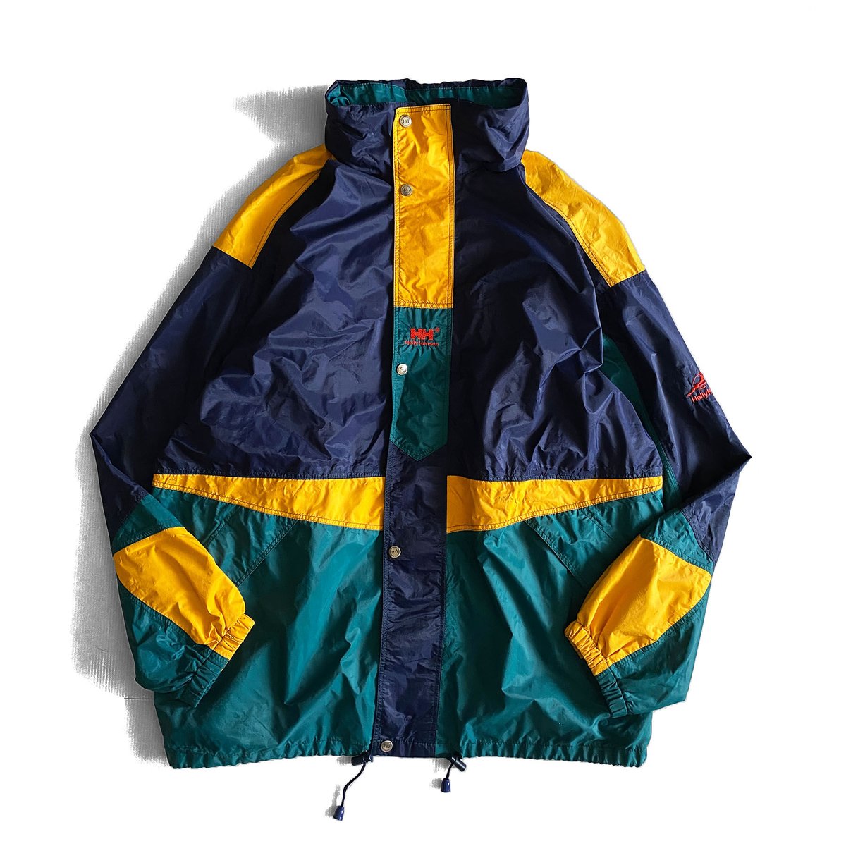 Helly Tech Nylon Cruising JKT by Helly Hansen | Helly Tech Nylon Cruising JKT by Helly Hansen |