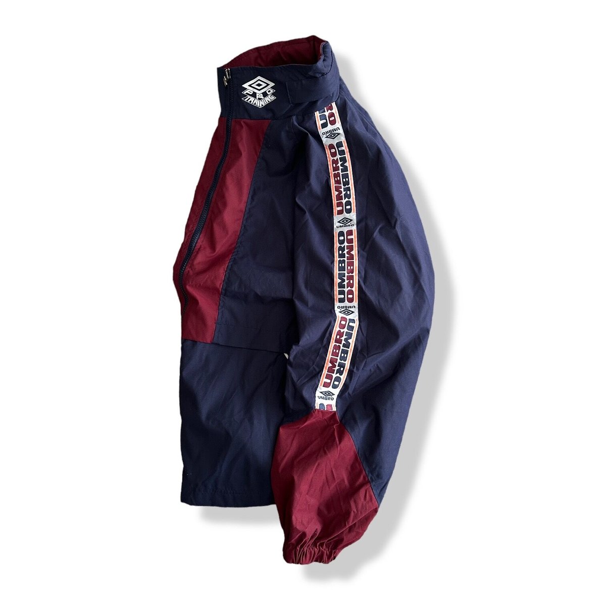 ウェア 00s UMBRO PRO TRAINING WORM UP JKT PRO TRAINING WORM UP JKT by UMBRO | instantboot