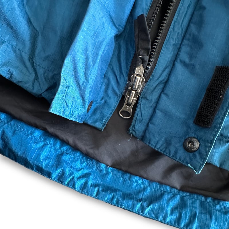 Gore Tex JKT by MOONSTONE | instantbootleg store