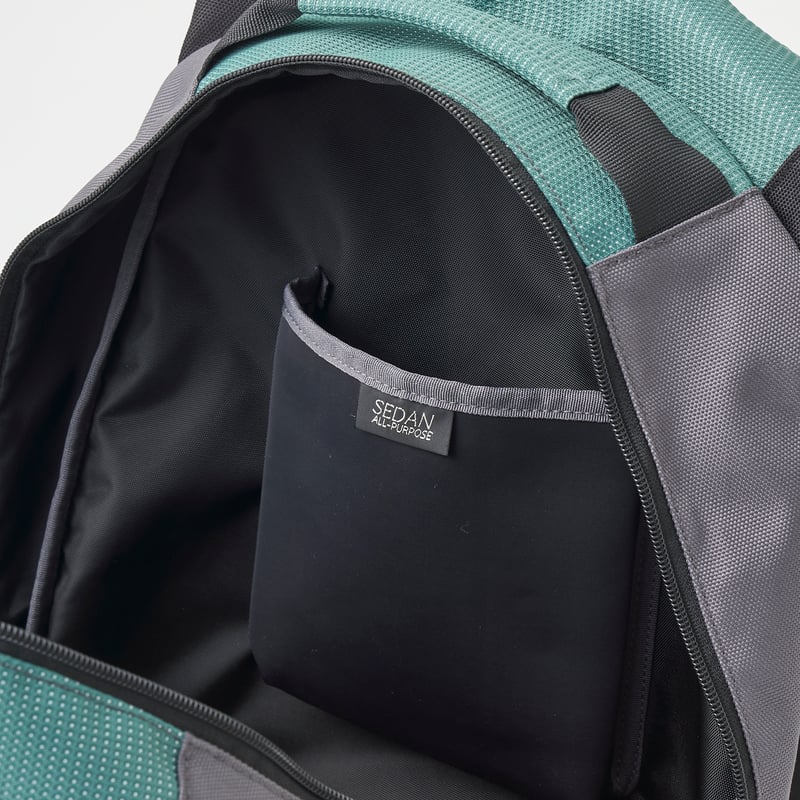 セダンオールパーパス TECH BACK PACK リュック デイパック TECH BACK PACK -SEDAN ALL-PURPOSE- | instantboo
