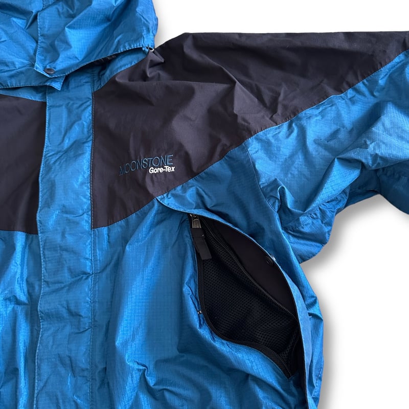 Gore Tex JKT by MOONSTONE | instantbootleg store