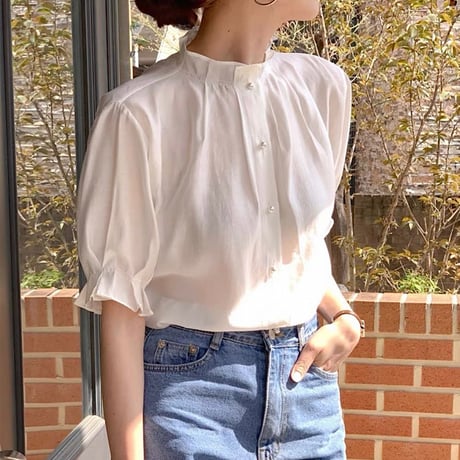 《即日発送📦》Pearl tuck blouse
