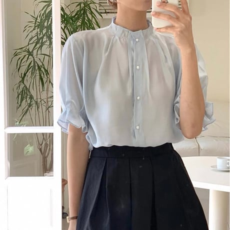 《即日発送📦》Pearl tuck blouse