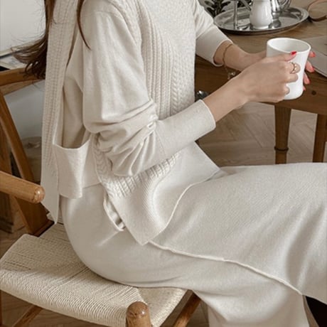 《予約販売》Knit vest & knit one-piece set