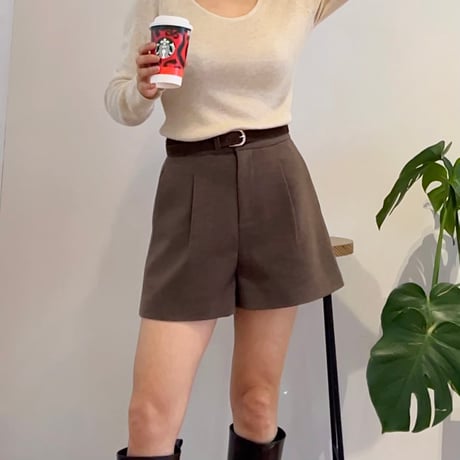 《即日発送📦》Simple Wool Shorts