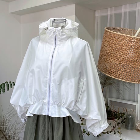 《即日発送》人気アイテム❣️STUNNING Frill hoodie blouson
