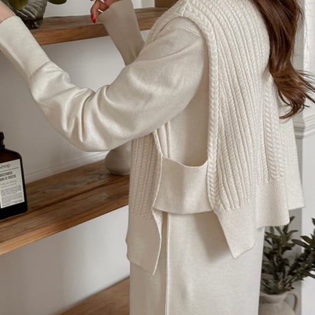《予約販売》Knit vest & knit one-piece set