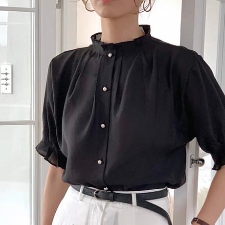 《即日発送📦》Pearl tuck blouse