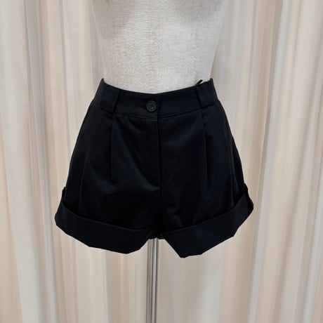 《予約販売》Rolled-Up Shorts