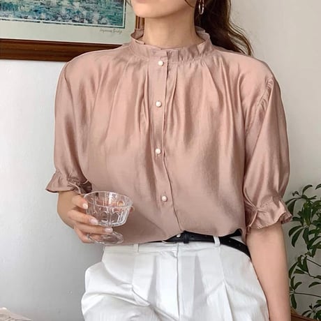 《即日発送📦》Pearl tuck blouse