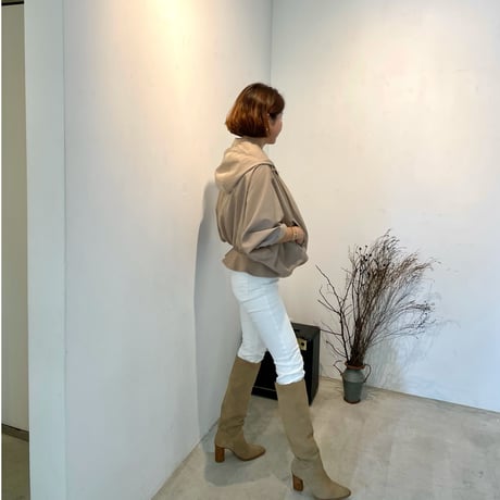 《即日発送》人気アイテム❣️STUNNING Frill hoodie blouson