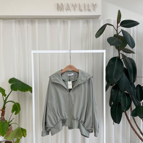 《即日発送》人気アイテム❣️STUNNING Frill hoodie blouson