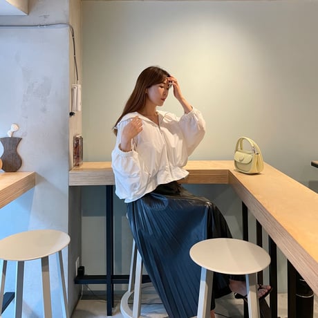 《即日発送》人気アイテム❣️STUNNING Frill hoodie blouson