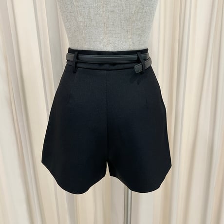 《予約販売》Side-Slit Belted Shorts