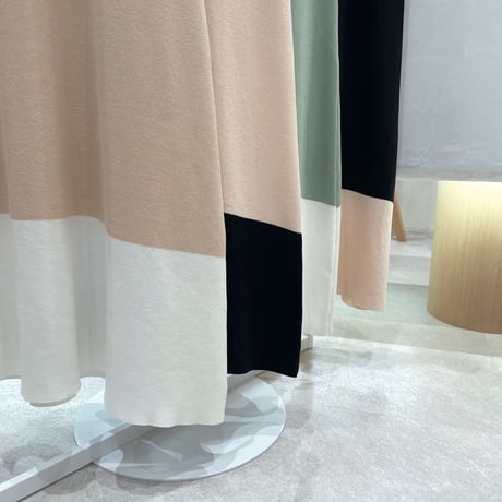 《即日発送》Vneck bi-color summer knit dress