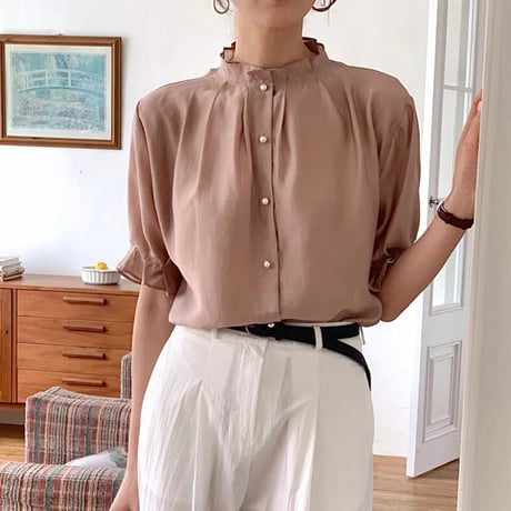 《即日発送📦》Pearl tuck blouse