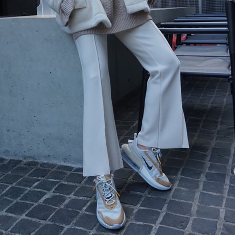 《予約販売》STUNNING Slit  pants