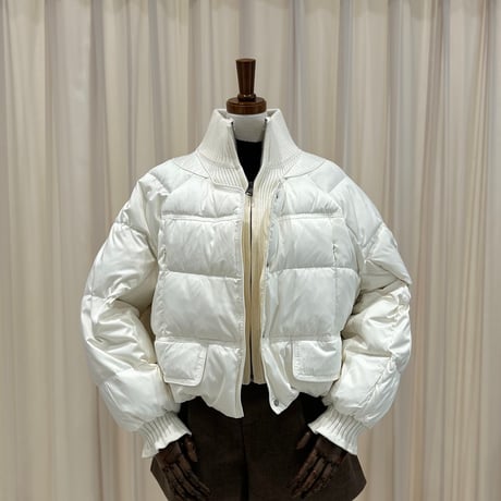 《予約販売》再入荷❣️Henley Stitch Down Jacket