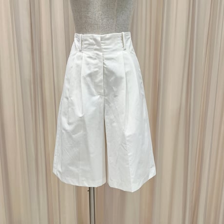 《即日発送📦》Flat-Front Bermuda Shorts