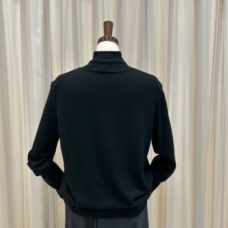 《予約販売》Buttoned Wool Polo Knit