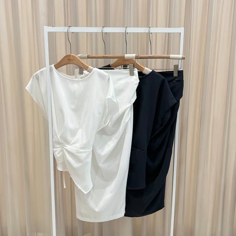 《予約販売》Flan Blouse (SETUP別売り)
