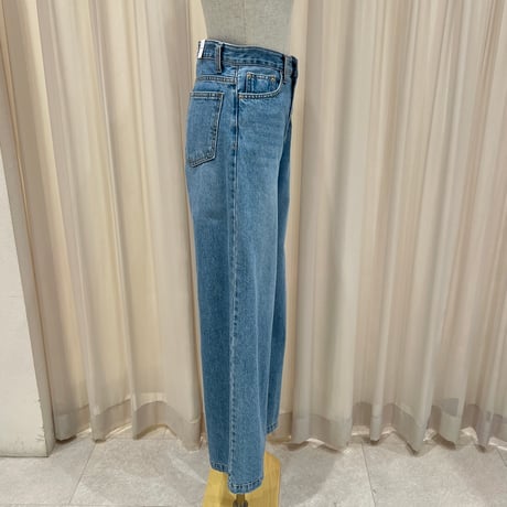 《予約販売》Straight Wide-leg Jeans