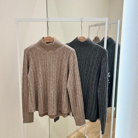 《予約販売》Wool Blend Cable Knit Sweater