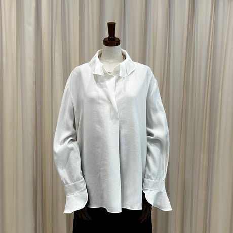 《即日発送📦》残りわずか💦 V-Neck Frill Blouse