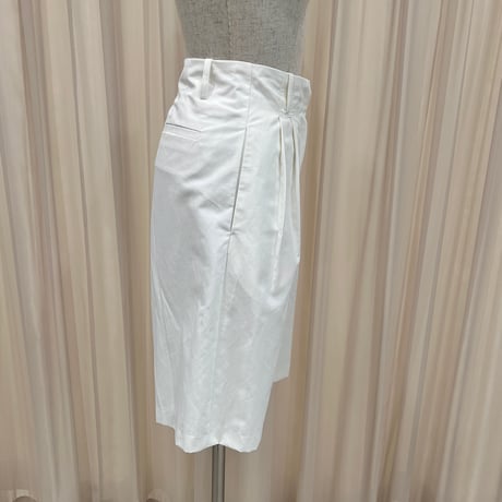 《即日発送📦》Flat-Front Bermuda Shorts