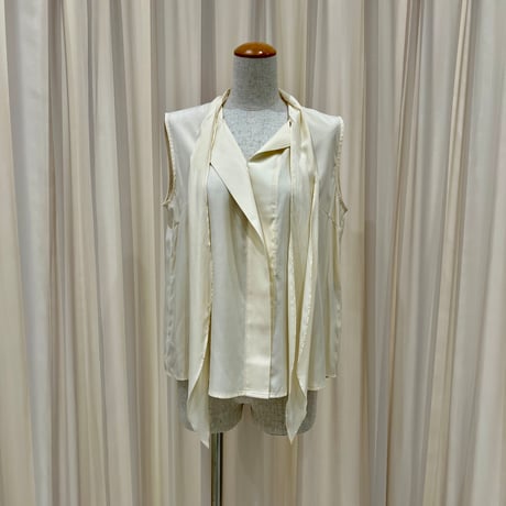 《即日発送📦》Tie sleeve less blouse