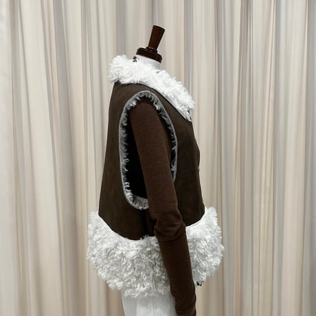 《予約販売》STUNNING Feather Vest