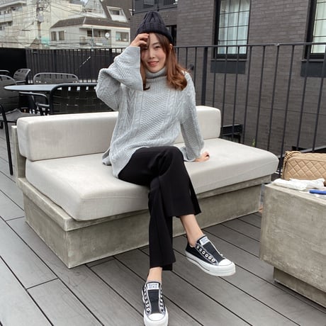 《予約販売》STUNNING Slit  pants