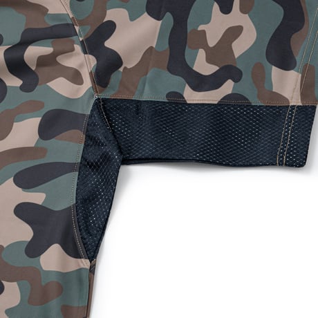 BOTT PANELED TRAINING SHIRT CAMO