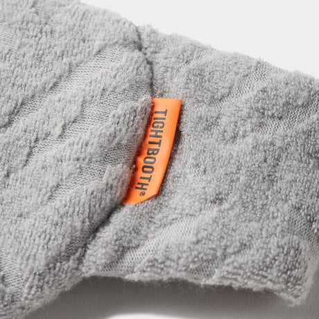 TIGHTBOOTH CHECKER PLATE EYE MASK GREY