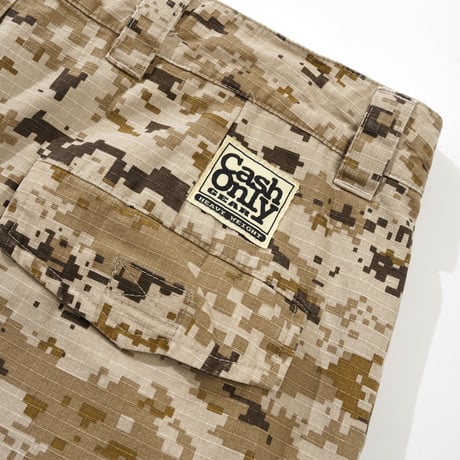 CASH ONLY HALFWAY SHORTS CAMO